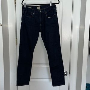 EUC Men’s J. Crew style 250 jeans. 34 W x 32 L